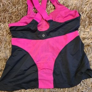 Lululemon tank size 12